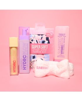 Sunkissed HydroGlow Super Bundle Tanning Gift Set - Dark