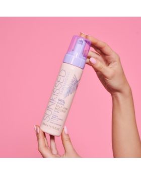 Sunkissed Professional Self Tan Mousse  200ml - Dark -  Vitamin Blend Complex B5, C, E - 24HR Hydration - 95% Natural Formula - Vegan